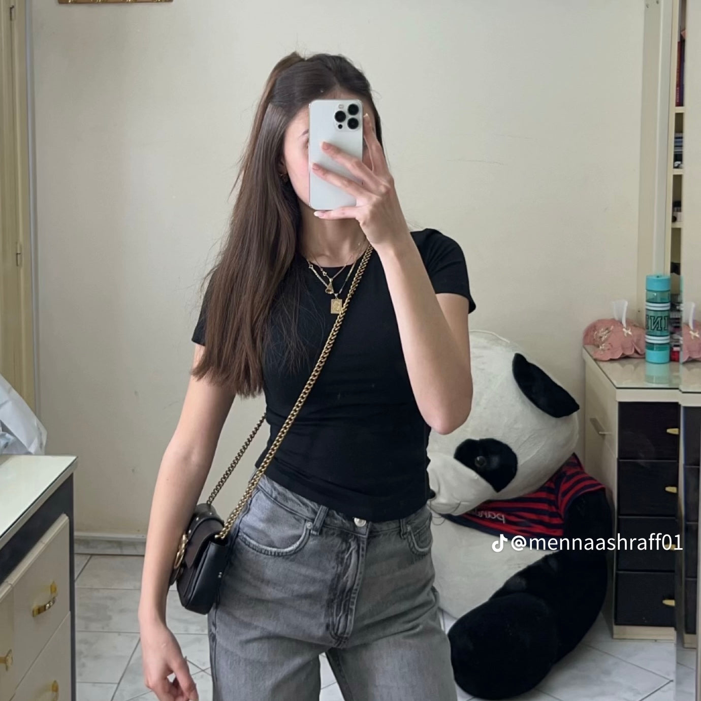 Black short sleeve